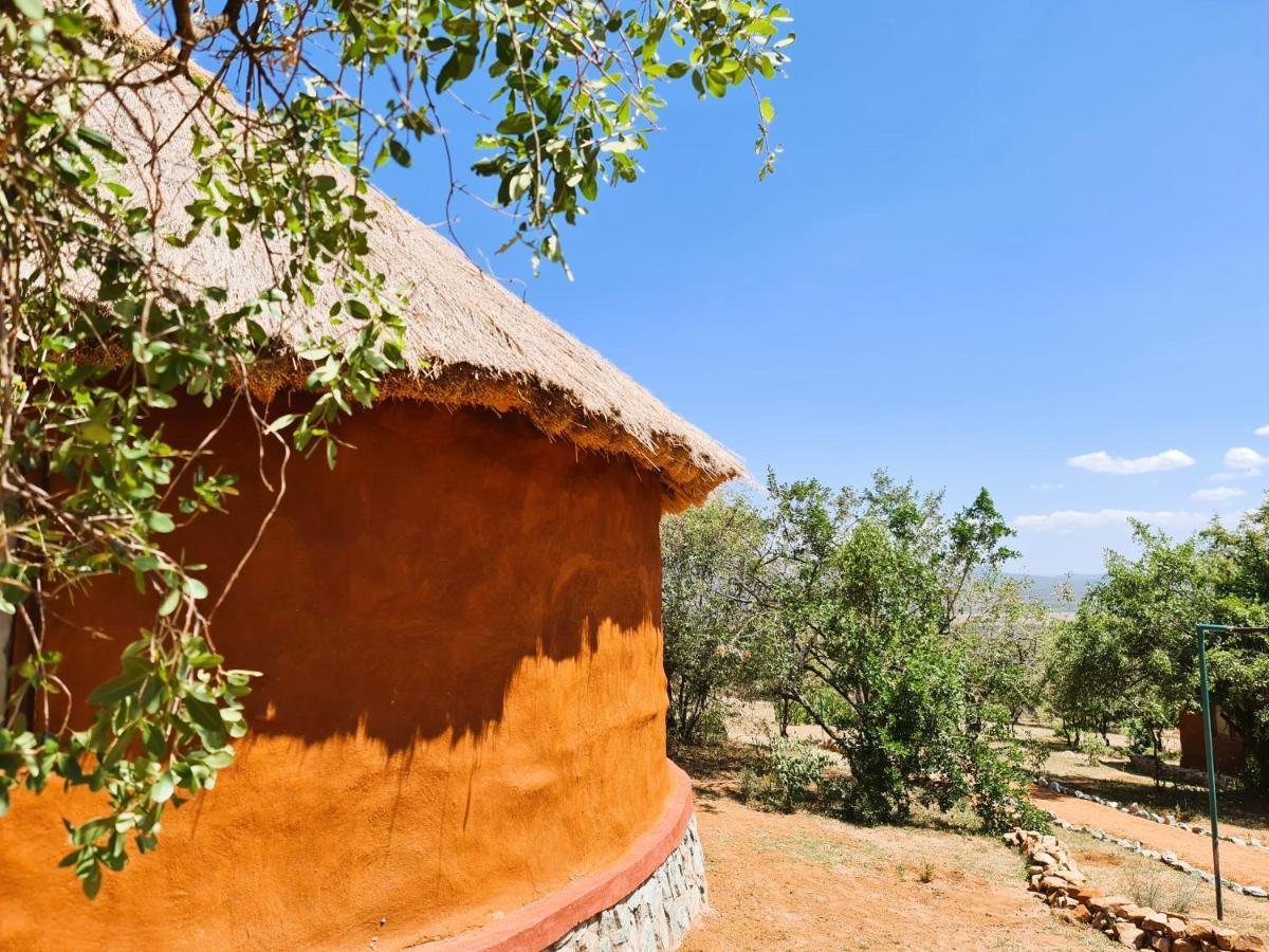Africa Safari Maasai Boma Villa Serengeti Exterior photo