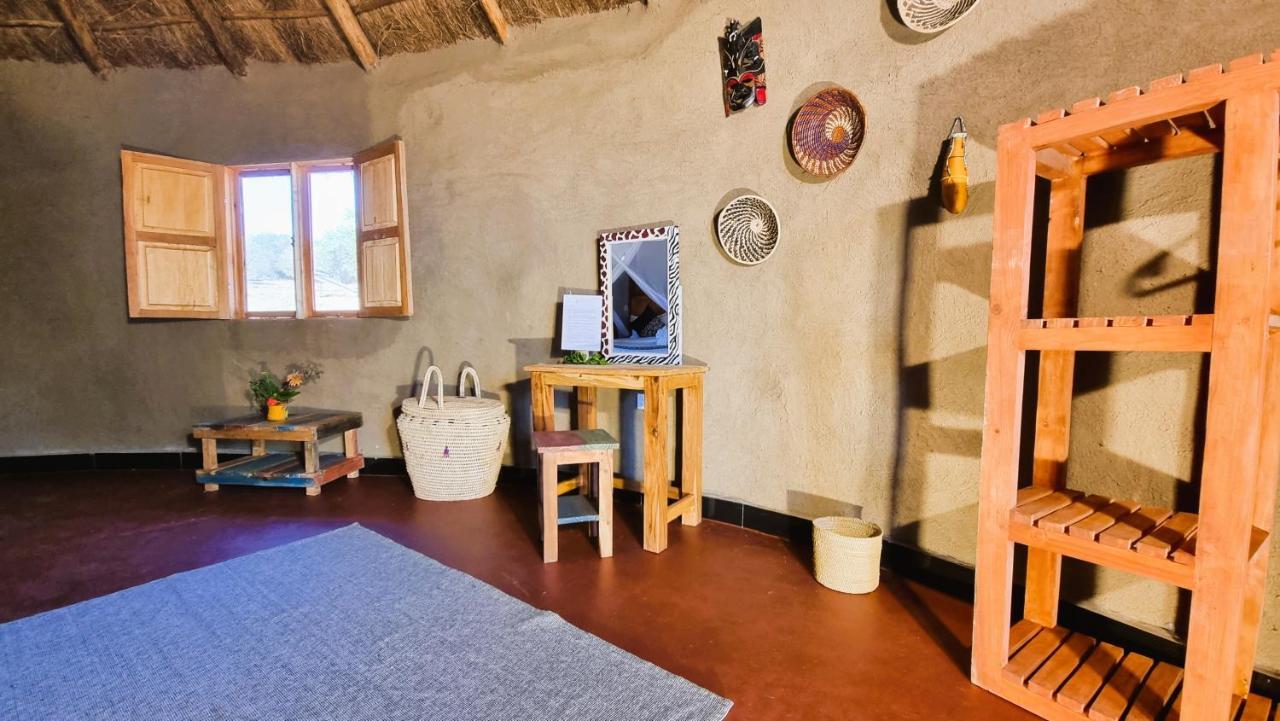 Africa Safari Maasai Boma Villa Serengeti Exterior photo