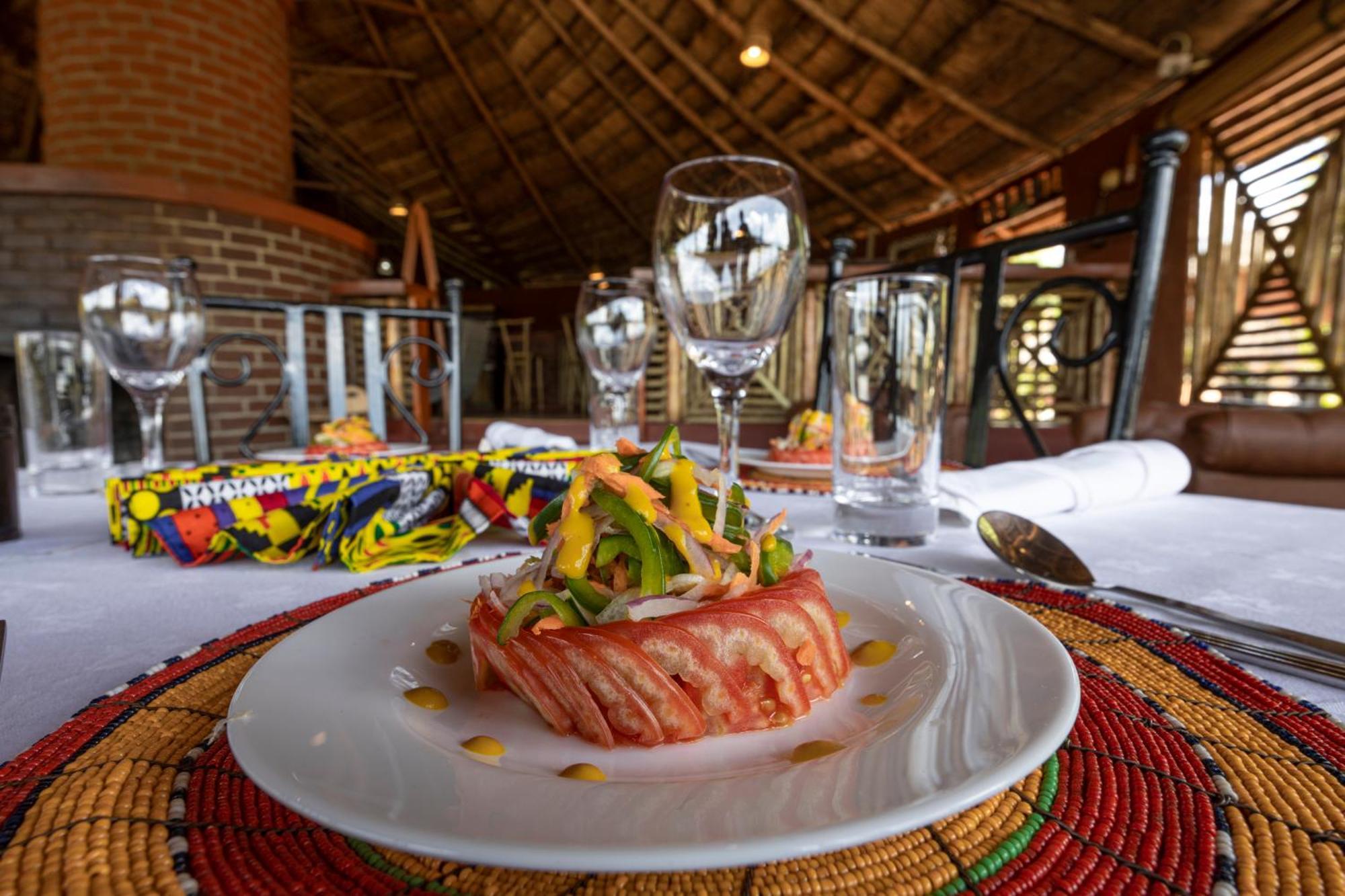 Africa Safari Maasai Boma Villa Serengeti Exterior photo